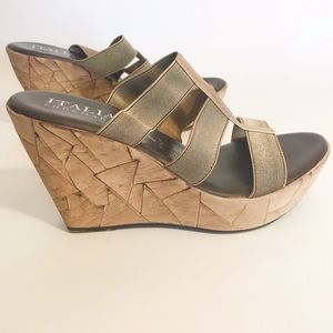 Italian Shoemakers Geometric Faux Wood Wedge